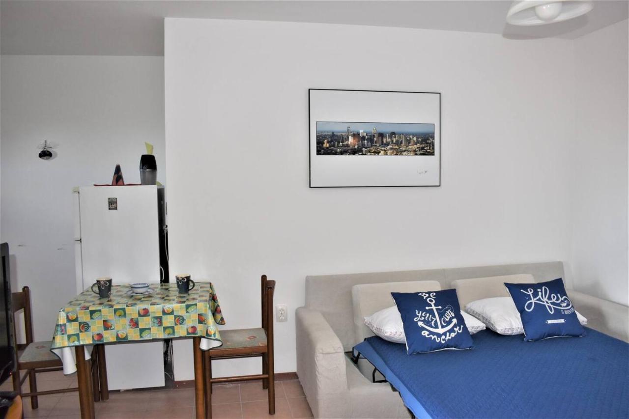 Apartment Luka Novaglia Esterno foto